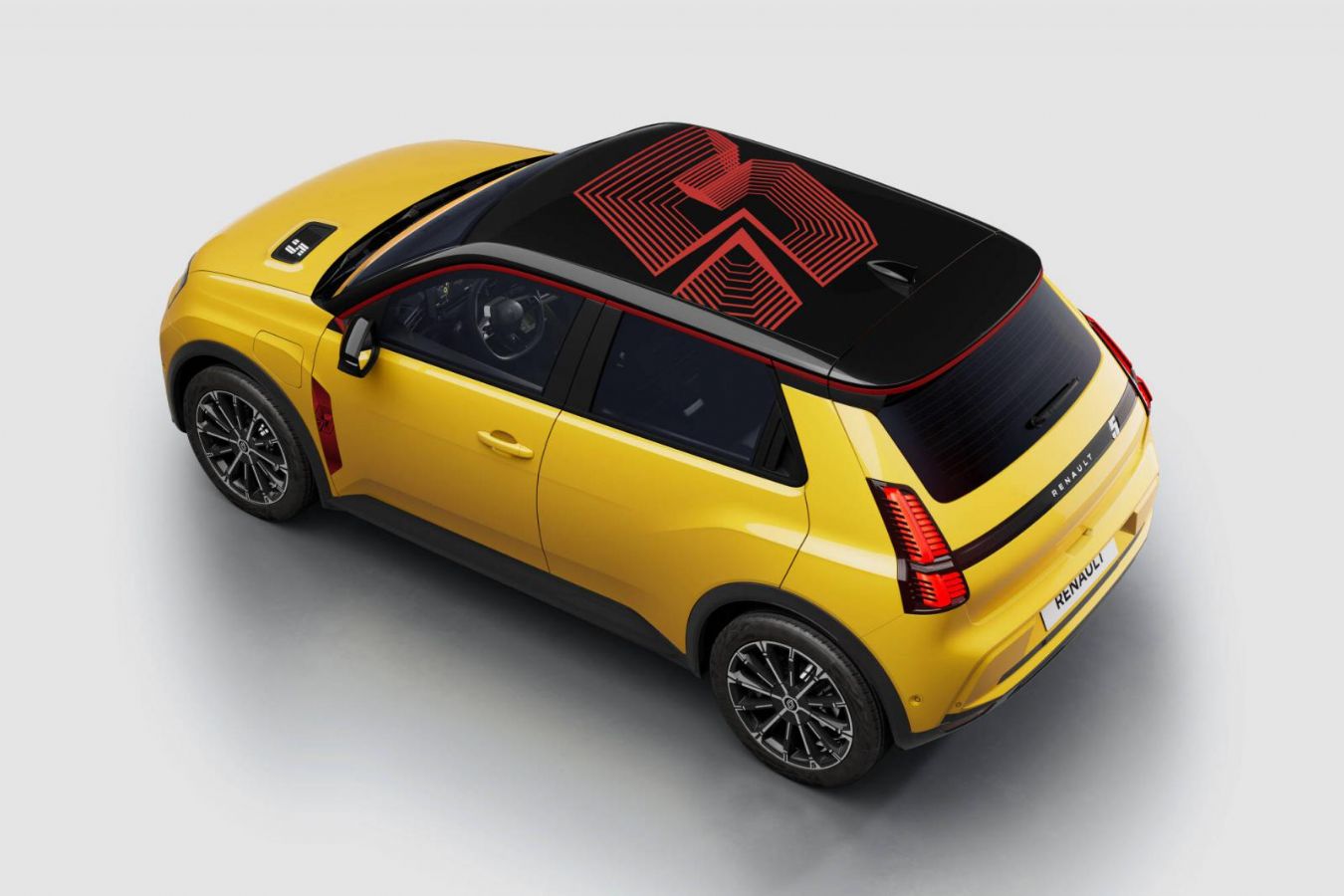 Renault 5 E-Tech: Αλλαγές στη γκάμα και η νέα εισαγωγική έκδοση 